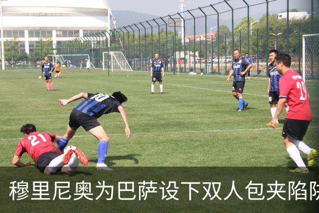 穆里尼奥为巴萨设下双人包夹陷阱，姆巴佩成最大受益者